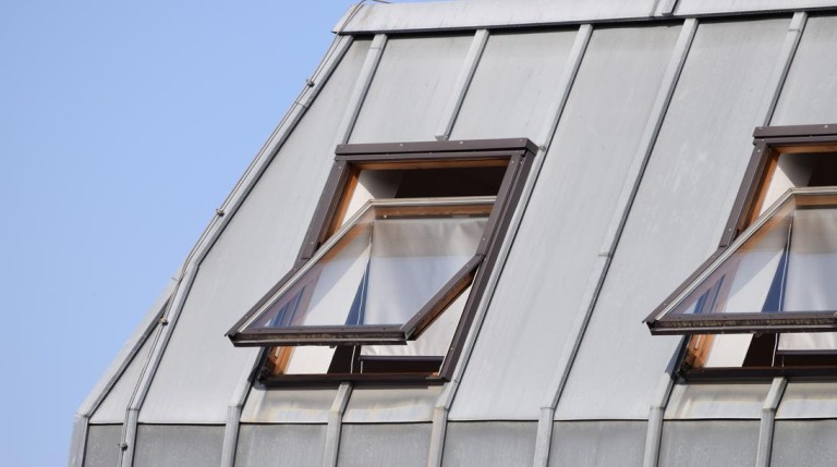 Fenêtre de toit Velux à Nouzonville, conseils et installation